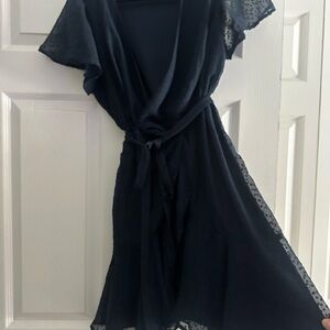 Francesca's Collections Black Wrap Robe